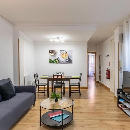 Apartamento Junto Al Guggenheim Con Parking Gratuito Bilbao Dış mekan fotoğraf