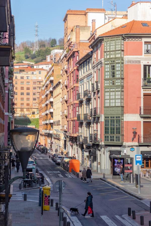 Apartamento Junto Al Guggenheim Con Parking Gratuito Bilbao Dış mekan fotoğraf