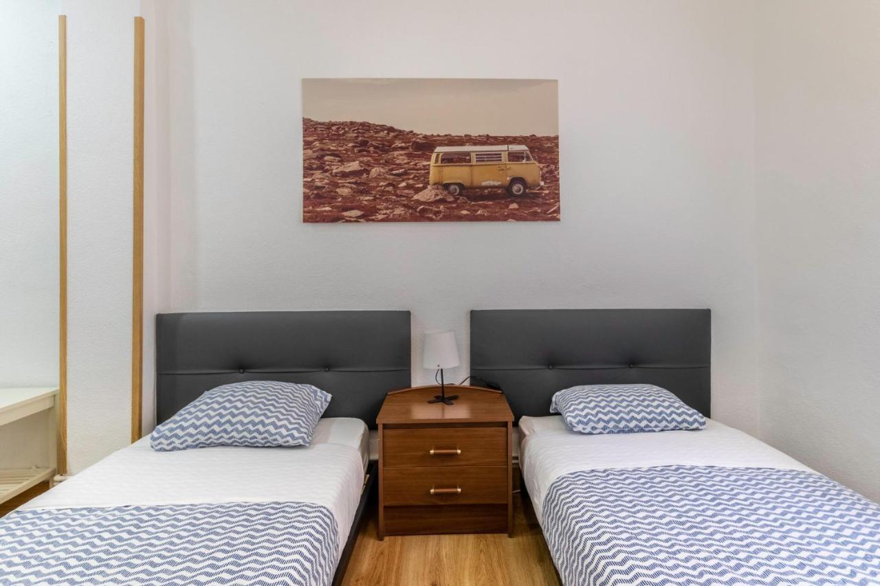Apartamento Junto Al Guggenheim Con Parking Gratuito Bilbao Dış mekan fotoğraf