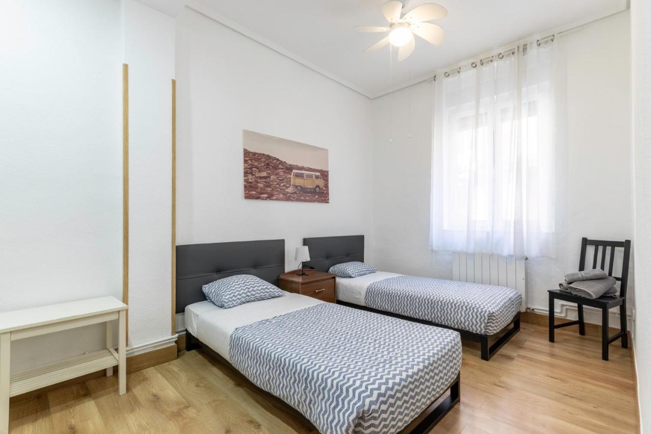 Apartamento Junto Al Guggenheim Con Parking Gratuito Bilbao Dış mekan fotoğraf