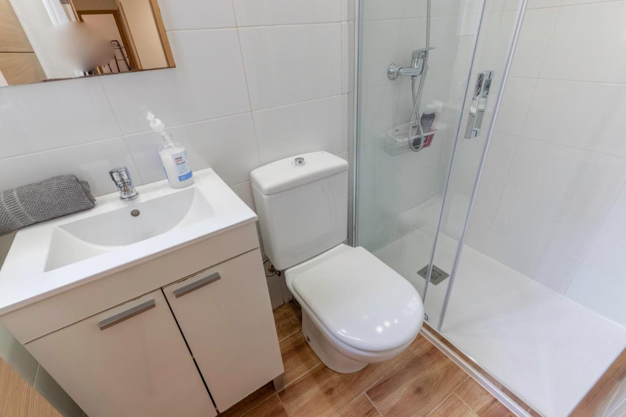 Apartamento Junto Al Guggenheim Con Parking Gratuito Bilbao Dış mekan fotoğraf